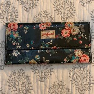 Small flower wallet
